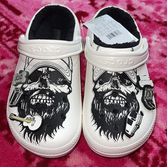 Crocs classic lined clog luke combs skully Clearance